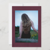 プラムと海軍のフローラお祝いの写真 招待状 (裏面)