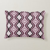 プラムコンテンポラリーレッドダイヤモンドパターン アクセントクッション (裏面)