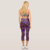 プラムパープルと金ゴールドマーブルテクスチャデザイン カプリレギンス (裏面)