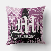 プラムパープルシャンデリアモノグラム結婚とその日付 クッション (裏面)