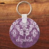 プラムヴィンテージダマスクのパターンと名前 キーホルダー (正面)