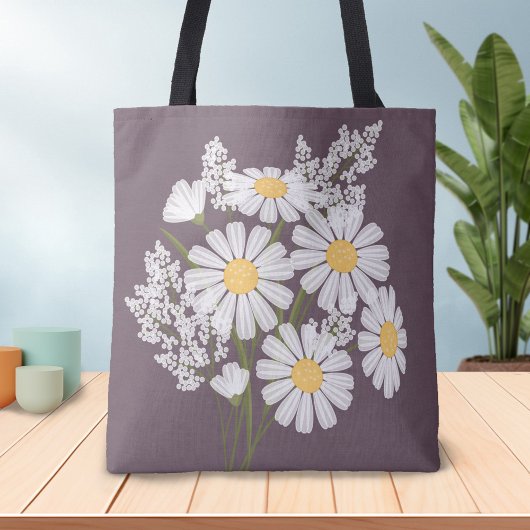 プラム色の背景に白いデイジーの花 トートバッグ