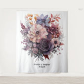 プラム、グレー、カッパー、ダスティーローズの花の結婚式 タペストリー (正面)