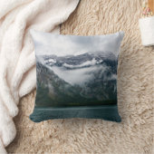 プランゼー湖の霧の中の雪の山 クッション (ブランケット)