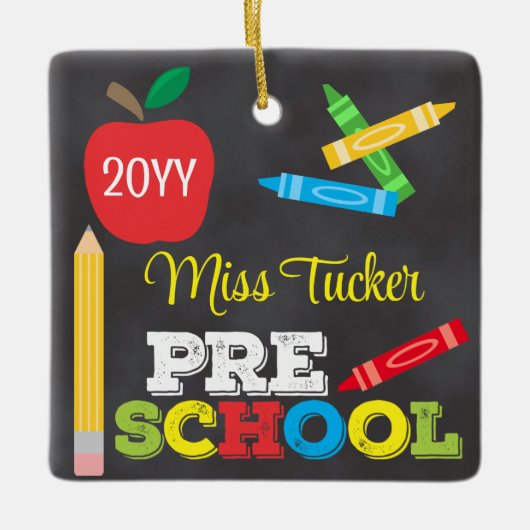 プリスクール先生キープサケシャルボカラフルード セラミックオーナメント (正面)