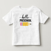 プリスクール初日おめでとう 鉛筆 トドラーTシャツ (正面)