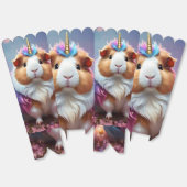 プリズムピグテイル: 輝くユニコーンのモルモット フェイバーボックス (見開き)