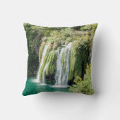 プリツヴィツェ国立公園の滝 – クロアチア クッション (裏面)