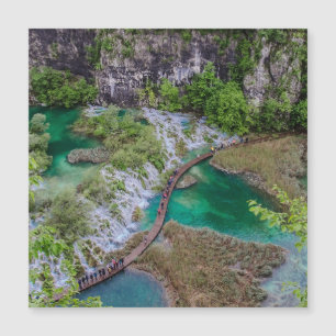 プリツヴィツェ湖公園の滝の滝の滝