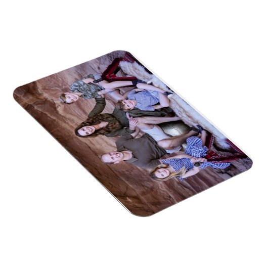 プリンスウィリアムと家族2021年12月の様式化された磁石 マグネット (右側)