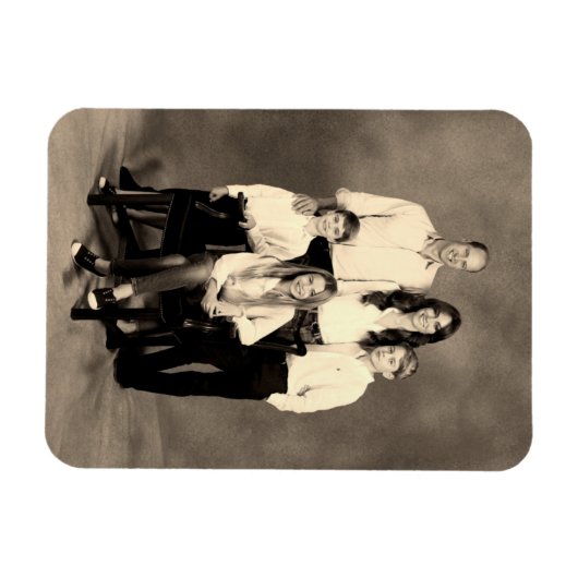 プリンスウィリアムと家族2023年12月スタイル化 マグネット (横)