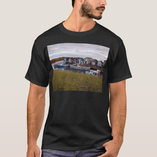 プリンス・エドワード・アイランドのボート Tシャツ (正面)