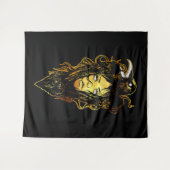 プリンセスがカラスに抱き寄せる タペストリー (正面(横))