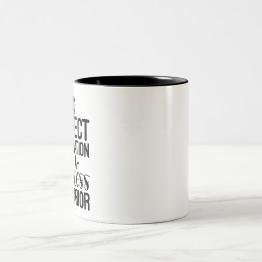 プリンセスと戦士の完璧な組み合わせ ツートーンマグカップ (中央)