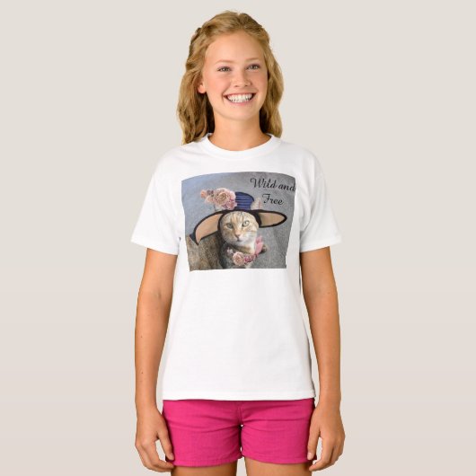 プリンセスのネコエレガントハット、バラ野生とフリー Tシャツ (正面フル)
