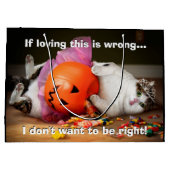 プリンセスのバケツ付き猫 ラージペーパーバッグ (裏面)