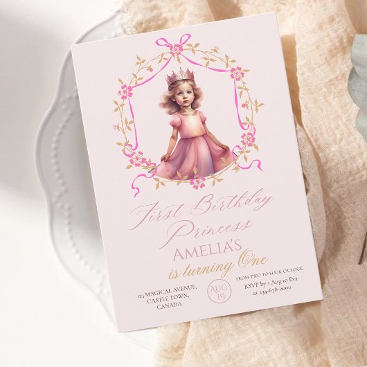プリンセスクラウンピンク1歳の誕生日パーティー 招待状