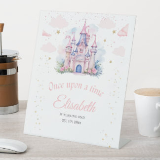 プリンセス誕生日パーティーフェアリーテールキャッスルピンクガール 台座サイン