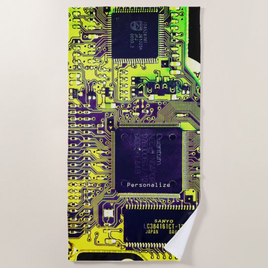 プリントモダン回路基板デザインの名前の追加オタク系の ビーチタオル (正面)