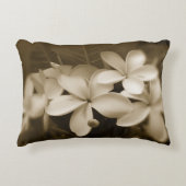 プルメリアのセピア色 アクセントクッション (正面)