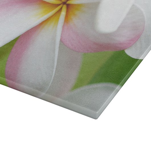 プルメリアの花のハワイのFrangipaniの花柄の花 カッティングボード (角)