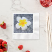 プルメリア 縁ありカクテルナプキン (インサイチュ)