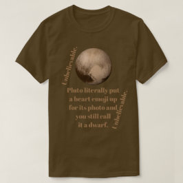 プルートの信じ難い事実 Tシャツ