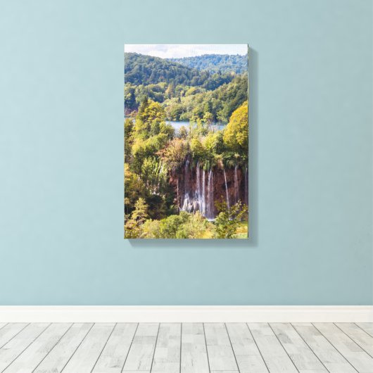 プレイトヴィッツェ国立公園の滝 - クロアチア キャンバスプリント (インサイチュ (ウッドフロア))