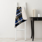 プレイド伝統的ブラック、バタークリーム、ダークネイビー シェルパブランケット (インサイチュ)