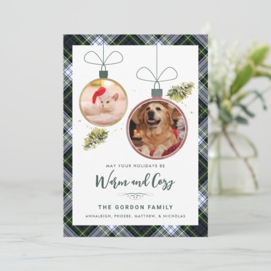 プレイド素朴ファミリークリスマス2ペットの写真タータンチェック シーズンカード (スタンド正面)
