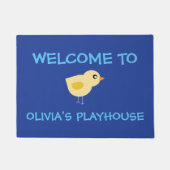 プレイハウスウェルカムと鳥と名前をカスタムする ドアマット (正面)