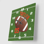 プレイヤー名とナンバーフットボールのパーソナライカッコいいズ スクエア壁時計 (傾斜)