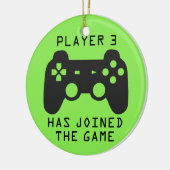 プレイヤー3がゲームに参加した セラミックオーナメント (左)