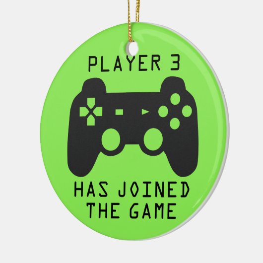 プレイヤー3がゲームに参加した セラミックオーナメント (左)