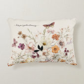プレシッドワイルドフラワーズコテージコアカスタム文字 アクセントクッション (正面)