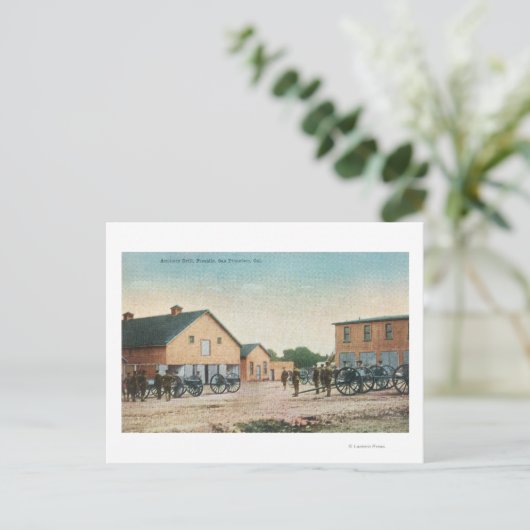 プレシディオでの砲兵訓練の表示 ポストカード (スタンド正面)