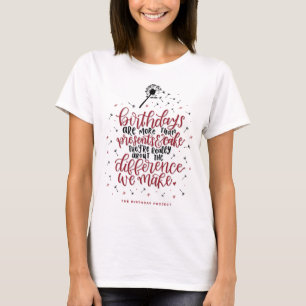 プレゼント及びケーキのTシャツより多く Tシャツ