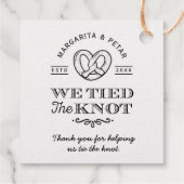 プレッツェル我々は結び目のホイル結婚メッセージカードを結んだ フェイバータグ (裏面)