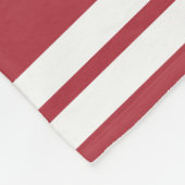 プレッピーで赤く青く白い湖の家のモノグラム フリースブランケット (角)