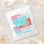 プレッピーなパジャマパーティー フェイバーバッグ (クリップ留めされた状態)