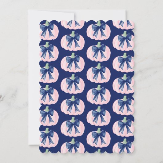 プレッピー グランミリアン ネイビー 私たちの小さなパンプキン 招待状 (裏面)