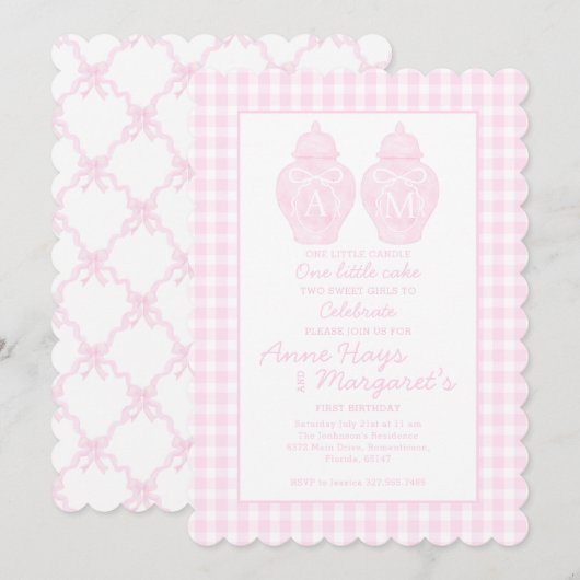 プレッピー ピンク ジンジャージャー モノグラム ファーストバースデー 招待状 (正面/裏面)