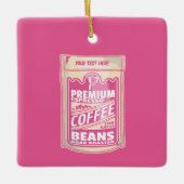 プレミアムエスプレッソのコーヒー豆ピンクの食べポップ・アートの物アート セラミックオーナメント (正面)