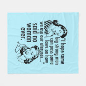 プロおもしろいチョイスレトロフェミニスト政治漫画 フリースブランケット (正面(横))