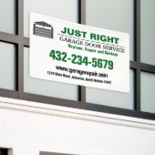 プロのガレージドアサービス 横断幕 (ビルの外側)