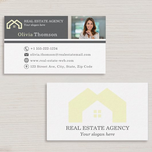 プロの不動産エージェントの写真 名刺