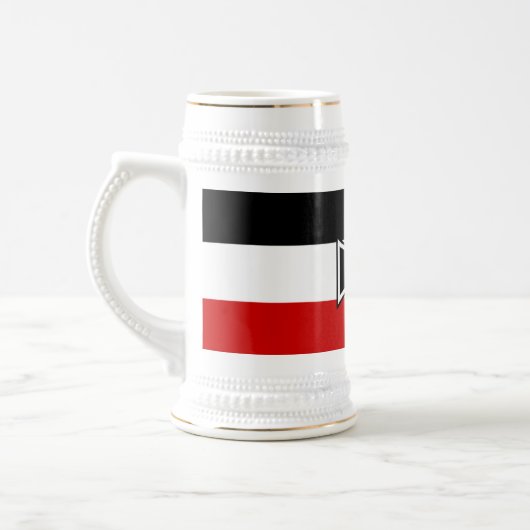 プロイセンの旗のマグおよびジョッキ ビールジョッキ (左)
