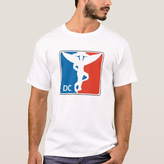 プロカイロプラクターのTシャツ Tシャツ (正面)