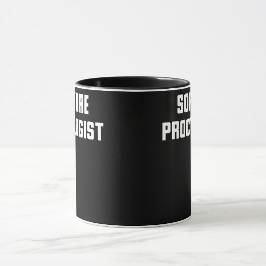 プログラマーおもしろいソフトウェアのバックエンドエンジニアIT マグカップ (中央)