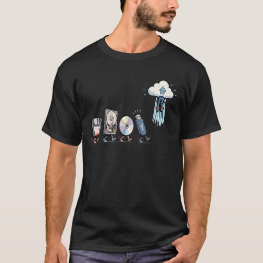 プログラマー進化データストレージソフトウェアエンジニア Tシャツ (正面)